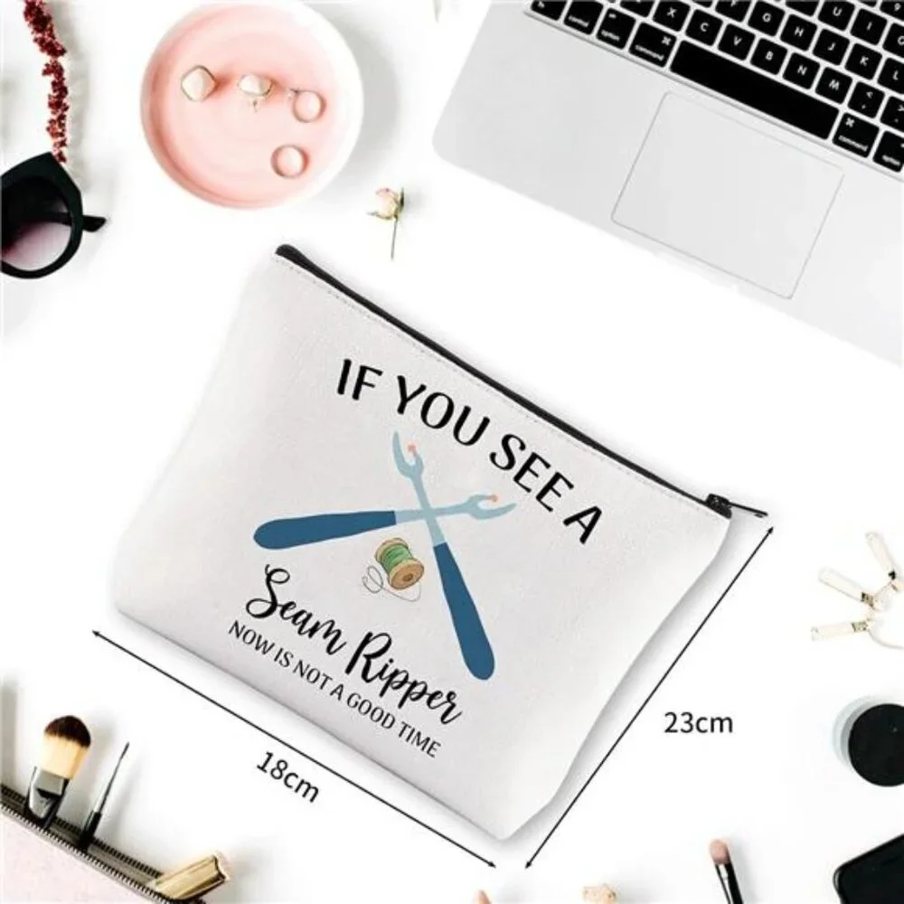Quilting Gift Sewing Makeup Bag for Sewing Lover Cosmetic Bag with Zipper